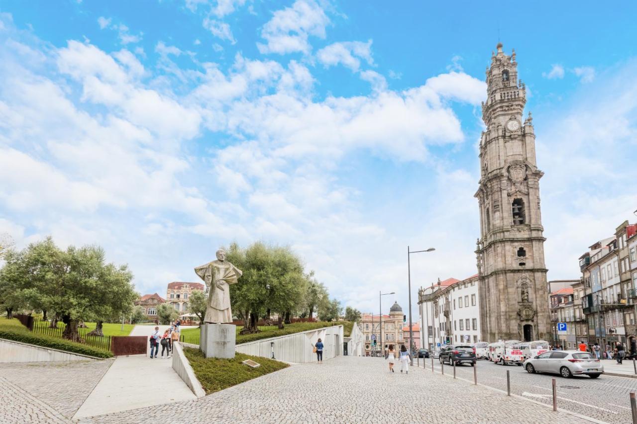 Clerigos Tower - Experience In Porto Apartment Luaran gambar
